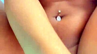 Morena Perfeita Cavalgando Na Rola Com Tits Naturais!