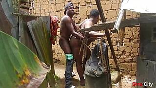 Cum quick before husband returns from work!