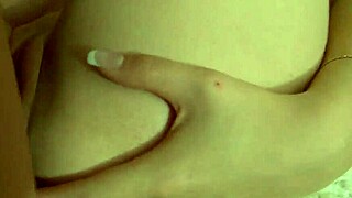 A Massage for Back and Cunt Feels Amazing! Can't Believe This Russian Teen's Reaction! 😍