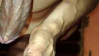 quería una polla más grande y le metí el desodorante parte 2 final