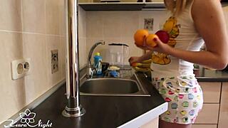 Babe Masturbates Pussy With Banana!