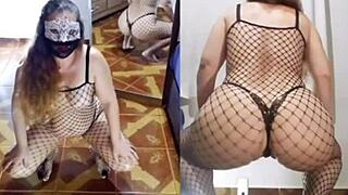 I undress my big ass