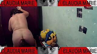 Hot couple sucking and licking pussy and sensual handjob