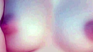 em gái cực xinh show lồn non