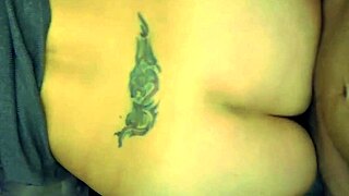 Intense close up thick creampie fills booty milf's big ass in homemade POV