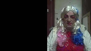 as a shy bisexual crossdresser, i love tasting my own piss