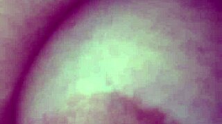 las tetas de mi novia latina son naturales y grandes