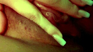 Gostosa Se Masturbando Parte 2