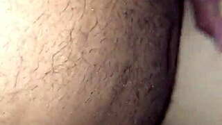 Comendo o cu da gostosa com pauzão negro