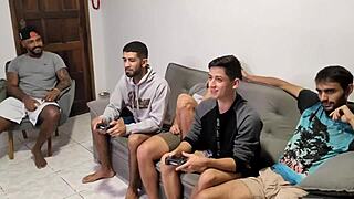 Gathering friends for videogames turned into raw orgy with Juninho Oficial and Henrique Alagoano