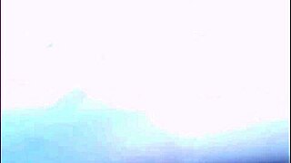 mi esposa prostituta conduce con piernas largas?