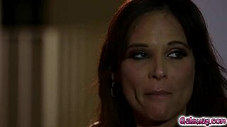 adria rae goes tribbing with syren de mer