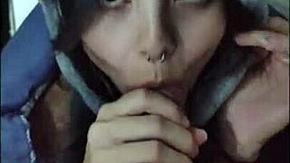 Does she want to suck White Moon?