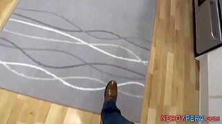 i'm a real newbie getting tricked into sucking cock and getting a facial.