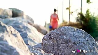 korin finds about cruising a big-assed brunette milf gets drilled at the beach