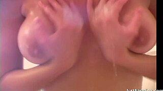 Curvy babe feels intense pleasure masturbating in the shower