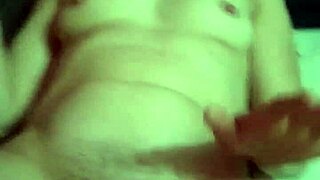 Amateur Squirting Scene with Patrizio L