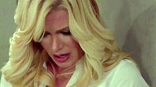 i, kenzie reeves, get eaten out in taboo workplace threeway