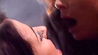 Does the hot threesome feel amazing with all that licking?