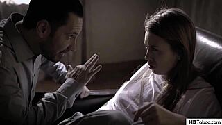 अरे, ये पर्वर्ट काउंसलर यंग 18+ जिल कासिडी की बबल बट को चोदता है