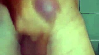 i jerked off pleasantly in this hungarian solo masturbation session.