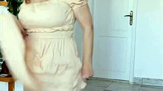 Naughty Mariaold Feels Thrill Teasing With Huge Tits