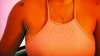 valerygrey has a sexy thick juicy ass bubble booty that's shaved and wet