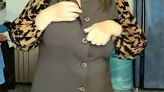 Mariaold, shake those big boobs!