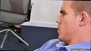 straight teen tries gay experience on pantsless friday, getting ate out for free