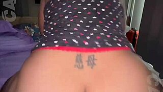 BBW mature milf rides hard in cowgirl style for 5 minutes. Black wife cums wild in amateur clip.