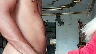 esse vizinho sabe fuder um cu e me transformar em mulher com seu pauzudo delicioso