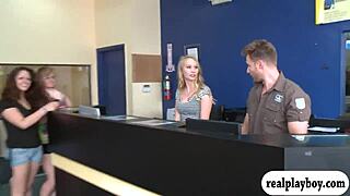 babe flashes boobs and ass for cash