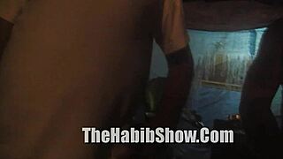 Old dominican guy fucks young 18-year-old in hood