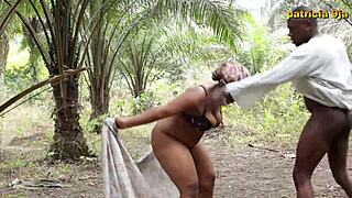 Ebony bbw patricia demands more pussy sucking after outdoor fuck