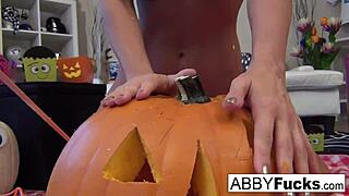 abigail carves a pumpkin then plays with herself 😏