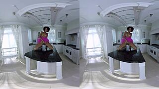 i see the chocolate girl spreading for me in vr