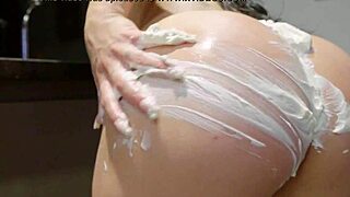 fiquei toda meladinha alguém quer vir me lamber