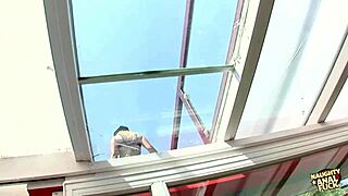 i watchd that slutty hot blnde get gud anal after the guy sweetly ate her pusy, and she deepthroatd him too