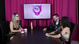 One fetish is sucking finger while fucking pussy