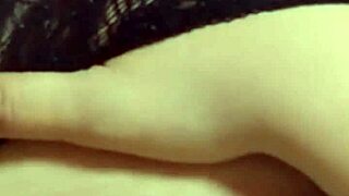 i can't resist this wet asian pussy while fingering.