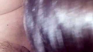 मैं और प्रेश होममेड क्लिप में करीब आ रहे हैं। सिर्फ हम दोनों आराम कर रहे और मजा कर रहे हैं!