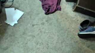 long vid of her suckin my cock n lookin at her big ass