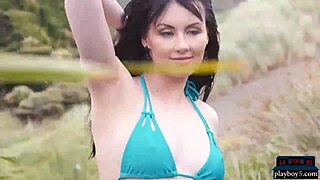 new zealand showcases stunning milf skylar leigh