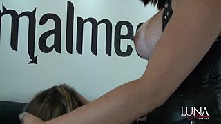 I made Luna Oliveira shiver with spanks and fucked her pussy with a huge dildo - Marcella Branquinha.