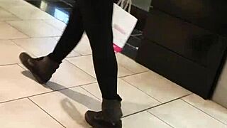 Mondawmin ass in leggings gets anal attention