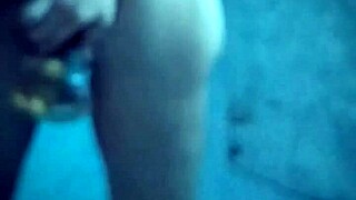 La pandita recibe el año caliente y con su juguete favorito