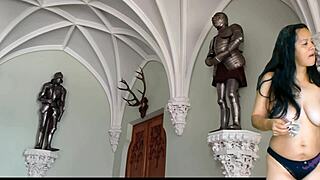 Mi Hermanastra Aprovecha Sola En Casa Para Follar Con Repartidor Y Terminar Con Coño Lleno De Leche