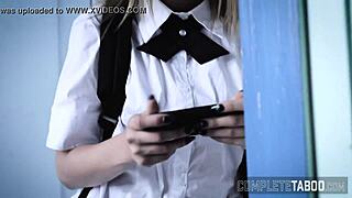 Fetish teen caught in voyeuristic action