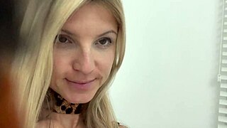 Young 18+ Girl Dresses As Catwoman In Sexy Cosplay