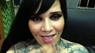 The emo gothic tattooed rocker dances funk while being fucked by the bluezao youtuber.